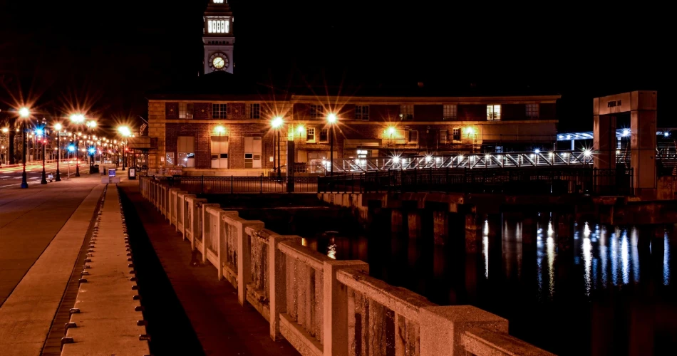 Crescent City Nightlife Guide: Bars, Clubs, and Live Music